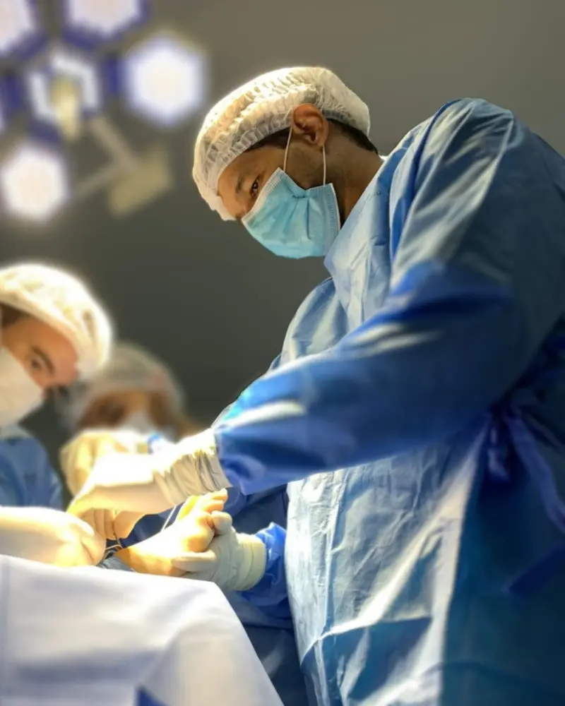 Dr. Bruno Air - Ortopedista Especialista em Tratamento Pé Chato Goiânia